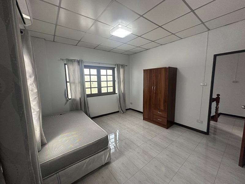 รูปที่6 ให้เช่าบ้านพร้อมที่ดิน ไทรม้า เมืองนนทบุรี ราคา 23,000 บาท