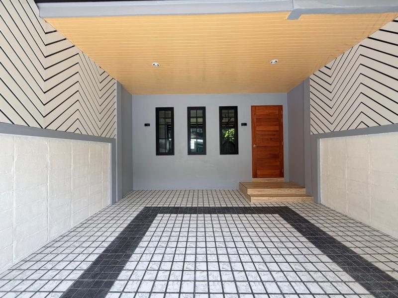 รูปที่2 ต้องการขายบ้านพร้อมที่ดิน มีนบุรี เขตมีนบุรี ราคา 2,890,000 บาท