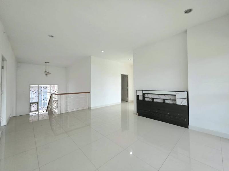 รูปที่6 ต้องการขายบ้านพร้อมที่ดิน สามวาตะวันตก เขตคลองสามวา ราคา 5,000,000 บาท