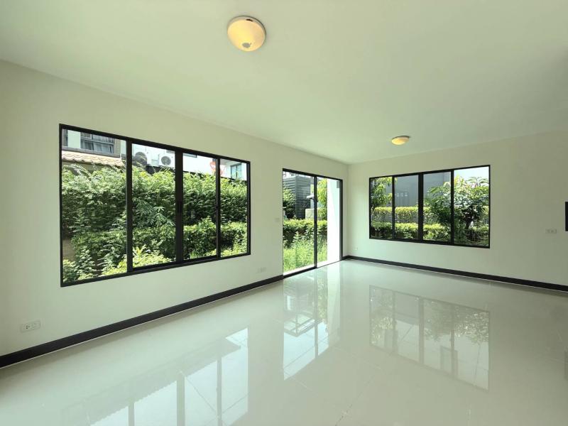 รูปที่3 ต้องการขายบ้านพร้อมที่ดิน สามวาตะวันตก เขตคลองสามวา ราคา 5,290,000 บาท