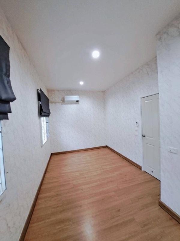 รูปที่8 ต้องการขายทาวน์โฮม ท่าแร้ง เขตบางเขน ราคา 2,590,000 บาท