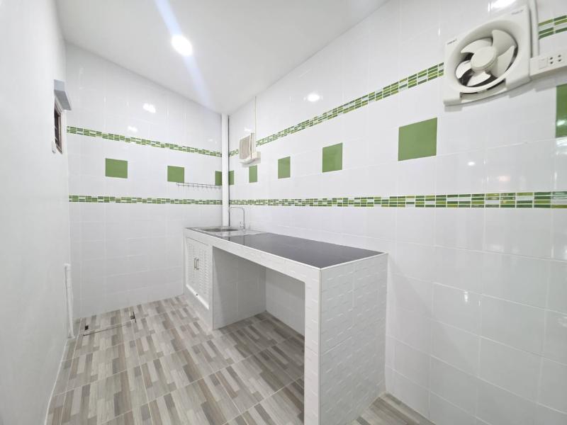 รูปที่5 ต้องการขายบ้านพร้อมที่ดิน สามวาตะวันตก เขตคลองสามวา ราคา 1,750,000 บาท