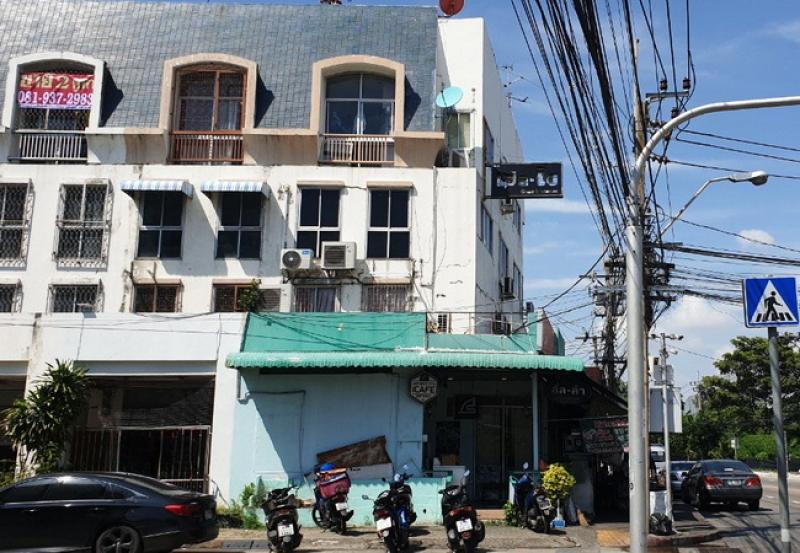 รูปที่2 ต้องการขายอาคารพาณิชย์ ลาดพร้าว เขตลาดพร้าว ราคา 7,400,000 บาท