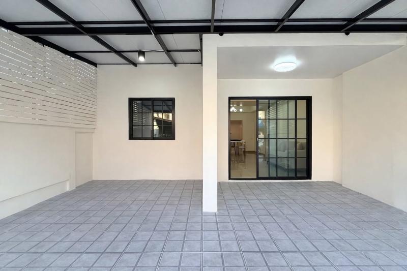 รูปที่2 ต้องการขายบ้านพร้อมที่ดิน คลองสองต้นนุ่น เขตลาดกระบัง ราคา 2,490,000 บาท
