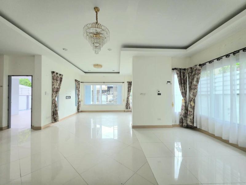รูปที่4 ต้องการขายบ้านพร้อมที่ดิน รังสิต ธัญบุรี ราคา 3,990,000 บาท