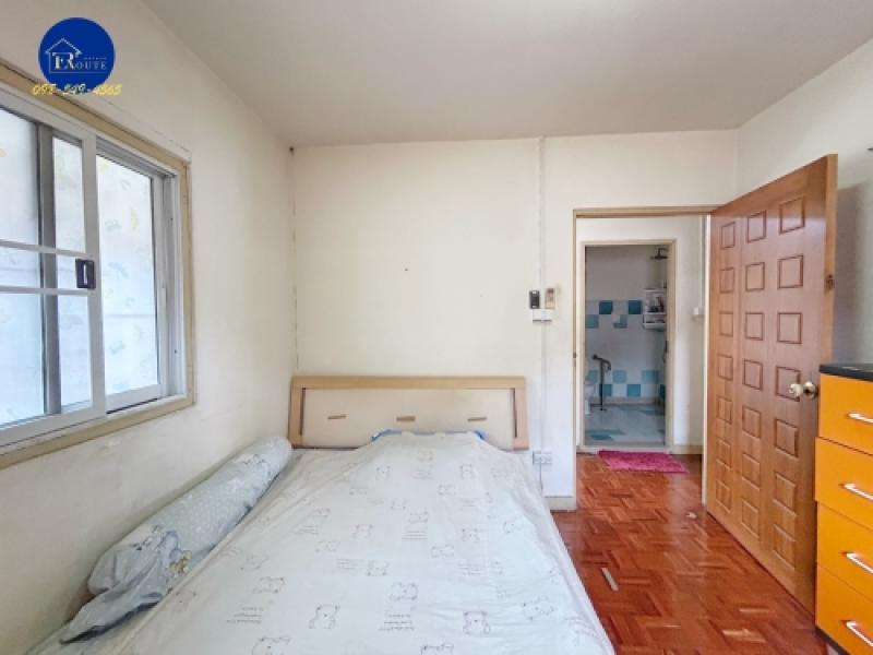 รูปที่8 ต้องการขายบ้านพร้อมที่ดิน บางคูรัด บางบัวทอง ราคา 2,590,000 บาท