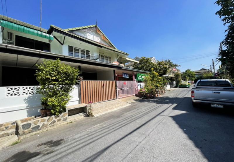 รูปที่2 ต้องการขายทาวน์โฮม บางแม่นาง บางใหญ่ ราคา 1,650,000 บาท