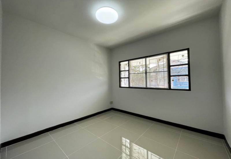 รูปที่8 ต้องการขายทาวน์โฮม บางแม่นาง บางใหญ่ ราคา 1,650,000 บาท