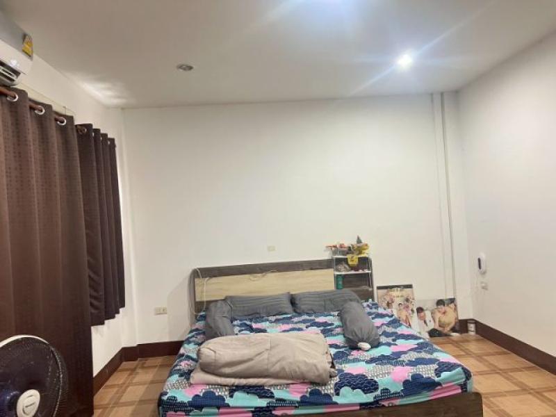 รูปที่5 ต้องการขายบ้านพร้อมที่ดิน เนินพระ เมืองระยอง ราคา 1,850,000 บาท