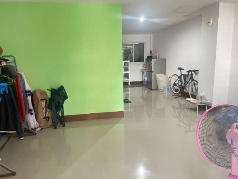 รูปที่7 ต้องการขายบ้านพร้อมที่ดิน เนินพระ เมืองระยอง ราคา 1,850,000 บาท