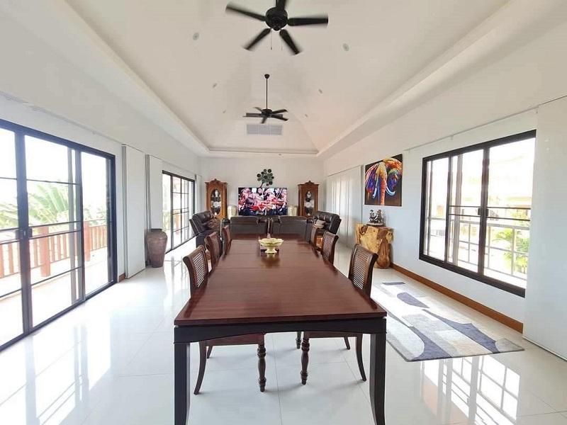 รูปที่6 ต้องการขายบ้านพร้อมที่ดิน บางเสร่ สัตหีบ ราคา 25,000,000 บาท