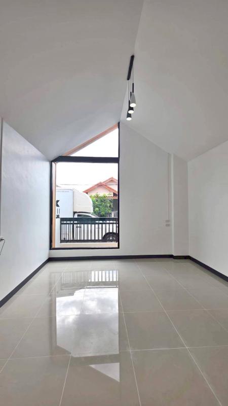 รูปที่7 ต้องการขายบ้านพร้อมที่ดิน ลำผักชี เขตหนองจอก ราคา 2,290,000 บาท