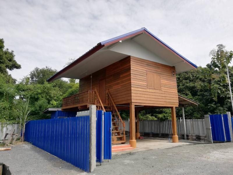 รูปที่2 ต้องการขายบ้านพร้อมที่ดิน สำราญราษฎร์ ดอยสะเก็ด ราคา 4,700,000 บาท