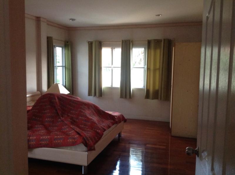 รูปที่6 ต้องการขายบ้านพร้อมที่ดิน ท่าแร้ง เขตบางเขน ราคา 8,400,000 บาท