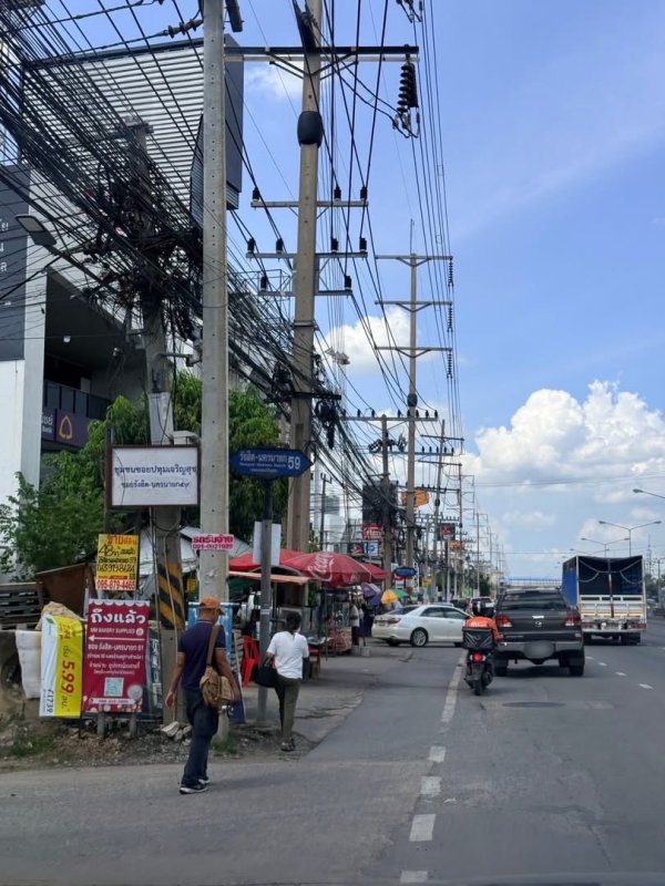 ขายด่วนที่ดิน 50 ตารางวา ติดถนนสาธารณะ ถมแล้วซอย รังสิต-นครนายก 59 ธัญบุรี ปทุมธานี