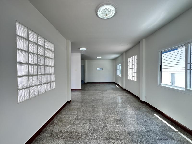รูปที่3 ต้องการขายบ้านพร้อมที่ดิน คู้ฝั่งเหนือ เขตหนองจอก ราคา 2,750,000 บาท