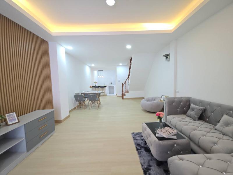 รูปที่3 ต้องการขายบ้านพร้อมที่ดิน มีนบุรี เขตมีนบุรี ราคา 1,990,000 บาท