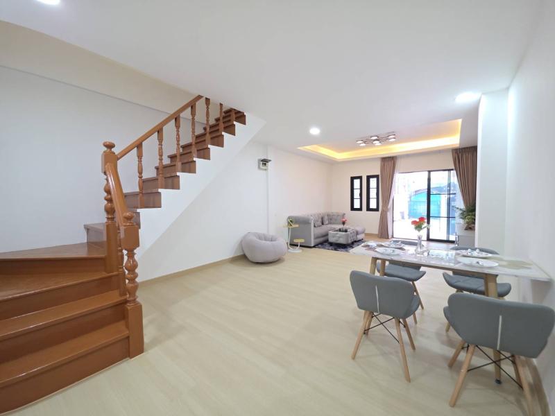 รูปที่4 ต้องการขายบ้านพร้อมที่ดิน มีนบุรี เขตมีนบุรี ราคา 1,990,000 บาท