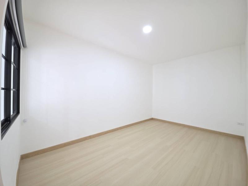 รูปที่8 ต้องการขายบ้านพร้อมที่ดิน มีนบุรี เขตมีนบุรี ราคา 1,990,000 บาท