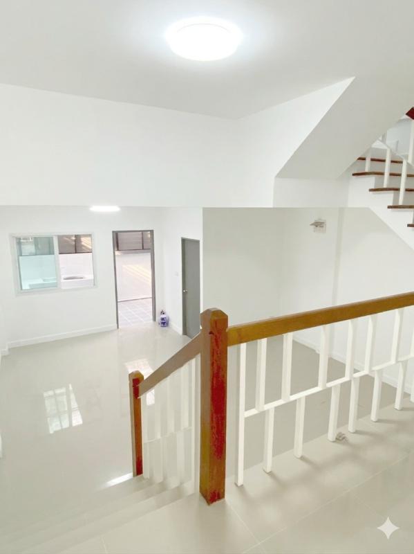 รูปที่2 ต้องการขายบ้านพร้อมที่ดิน ไร่ขิง สามพราน ราคา 1,990,000 บาท
