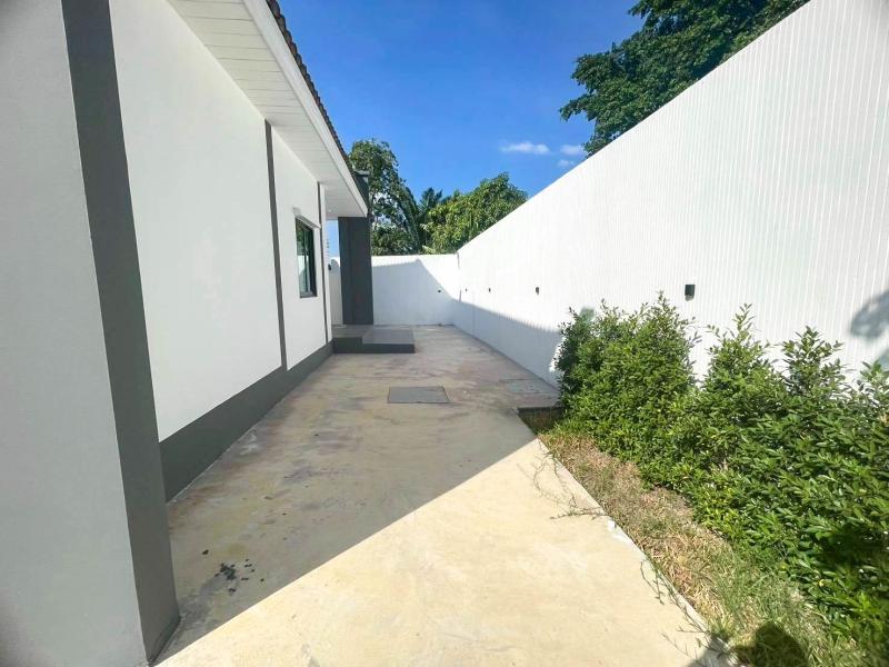 รูปที่8 ต้องการขายบ้านพร้อมที่ดิน คลองจั่น เขตบางกะปิ ราคา 9,990,000 บาท