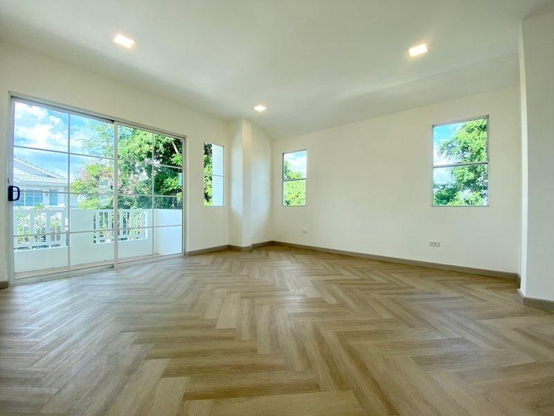 รูปที่8 ต้องการขายบ้านพร้อมที่ดิน บึงยี่โถ ธัญบุรี ราคา 3,990,000 บาท