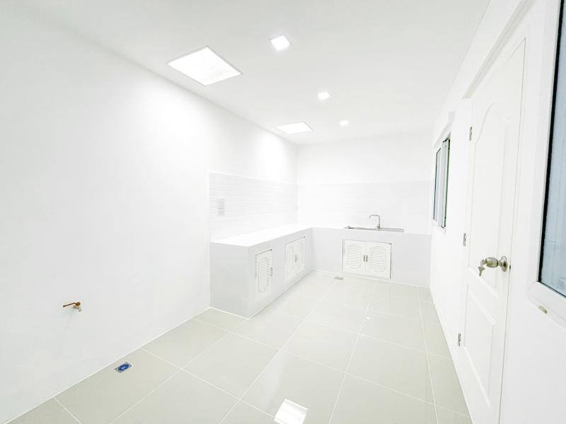 รูปที่3 ต้องการขายบ้านพร้อมที่ดิน คลองโยง พุทธมณฑล ราคา 1,690,000 บาท