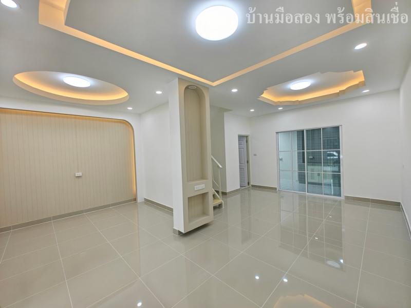 รูปที่3 ต้องการขายบ้านพร้อมที่ดิน ลาดสวาย ลำลูกกา ราคา 2,290,000 บาท