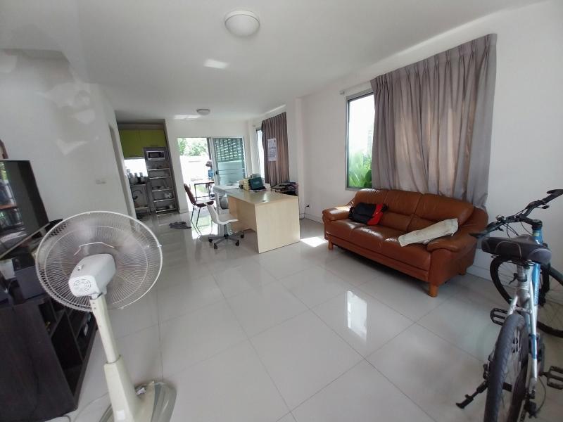 รูปที่4 ต้องการขายทาวน์โฮม บางพลีใหญ่ บางพลี ราคา 2,670,000 บาท