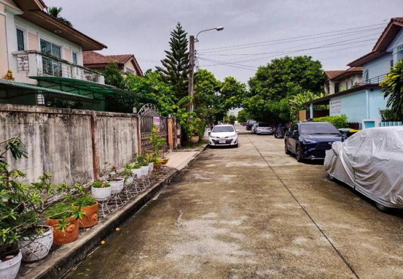 รูปที่3 ต้องการขายบ้านพร้อมที่ดิน บางชัน เขตคลองสามวา ราคา 5,000,000 บาท